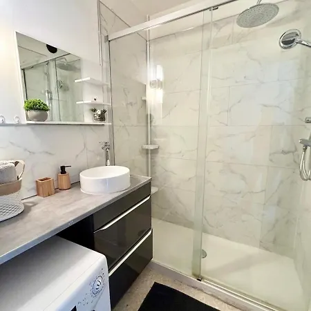 Large With Sleeping Area Apartman *