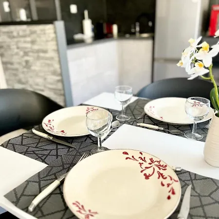 Large With Sleeping Area Apartman